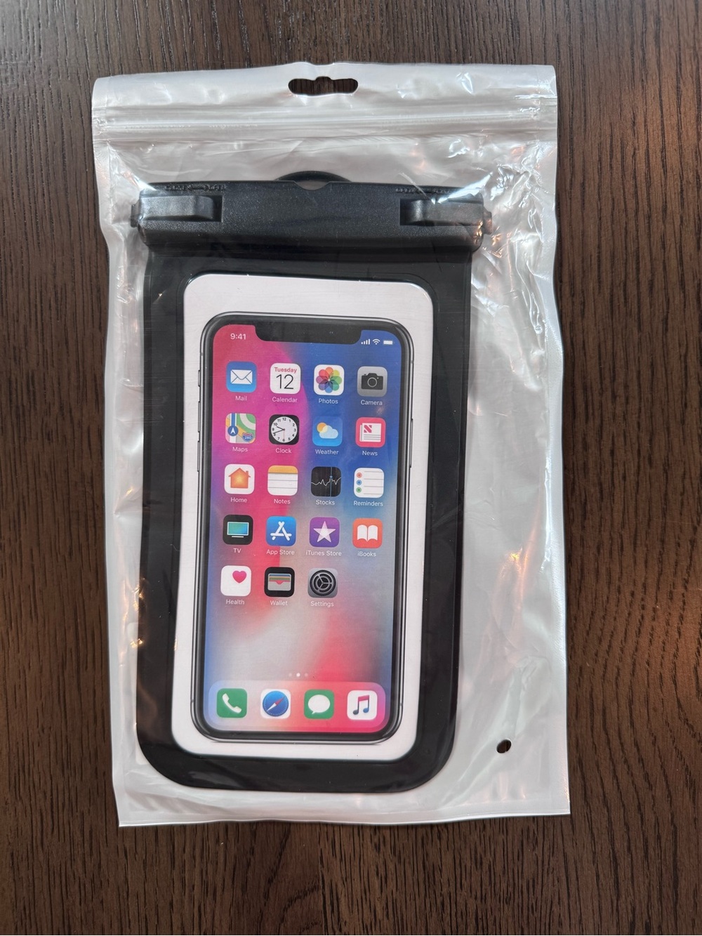 Brand New Waterproof Phone Pouch - Black